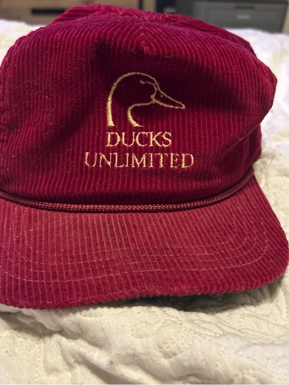 Vintage 1989/90 Ducks Unlimited Corduroy Cap in Burgundy